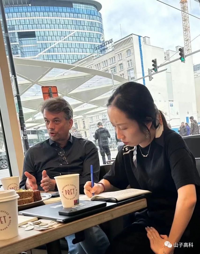 鉴黑担保网(jhdbw)·最具权威唯一维权担保平台